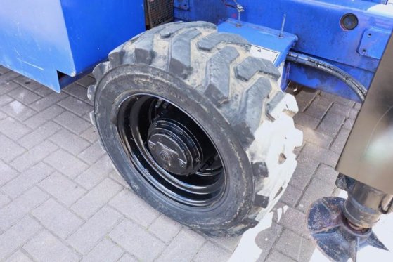 Haulotte H15SX Diesel, 4x4 Drive 15 Working Height, 500kg C Haulotte H15SX Diesel, 4x4 Drive 15 Working Height, 500kg C 20...