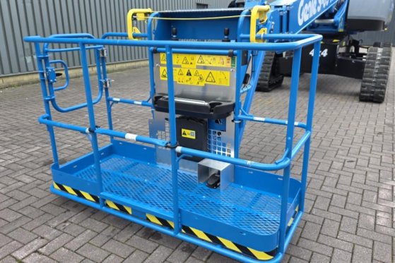 Genie S65XC Trax Valid inspection, *Guarantee! Diesel, 4 S65XC Trax Valid inspection, *Guarantee! Diesel, 4 2026 2 image 11