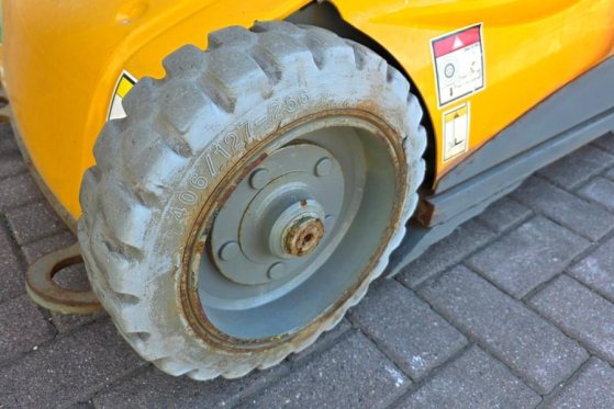 Haulotte STAR 10 Electric, 10m Working Height, 3m Reach, 20 Haulotte STAR 10 Electric, 10m Working Height, 3m Reach, 20 20...