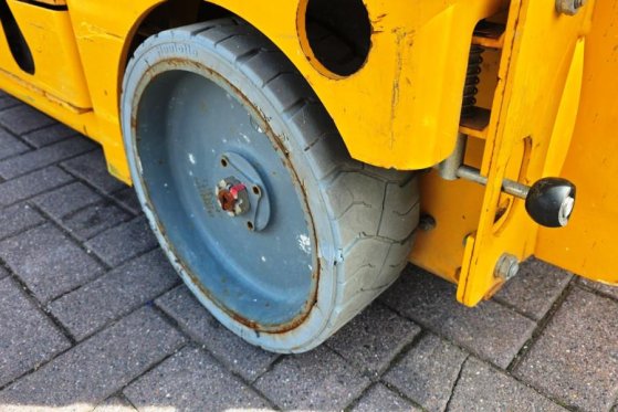 Haulotte Compact 10N Electric, 10m Working Height, 230kg Ca Haulotte Compact 10N Electric, 10m Working Height, 230kg Ca 20...
