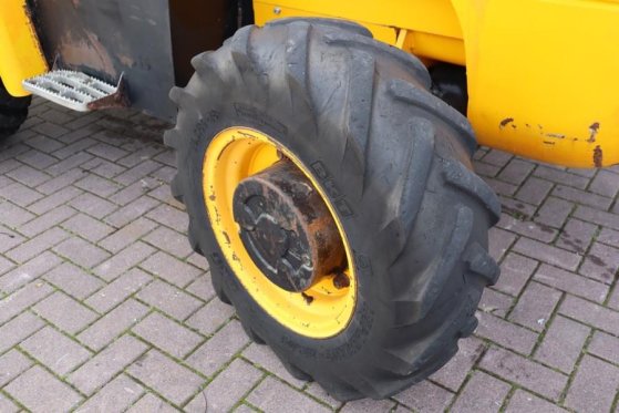 JCB 926 Diesel, 4x4 Drive, Triplex mast, 5500mm Liftin 10215 2007 2 Rough Terrain Forklift image 26