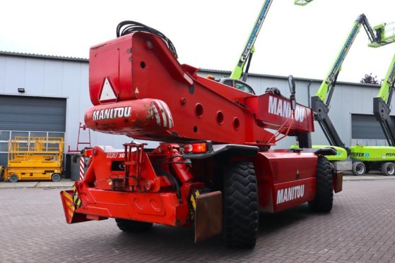 Manitou MRT3050 Diesel, 4x4x4 Drive, 5000kg Capacity, 30m MRT3050 Diesel, 4x4x4 Drive, 5000kg Capacity, 30m 2008 2 image 26