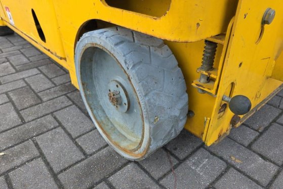 Haulotte Compact 10 Electric, 10m Working Height, 450kg Cap Haulotte Compact 10 Electric, 10m Working Height, 450kg Cap 20...