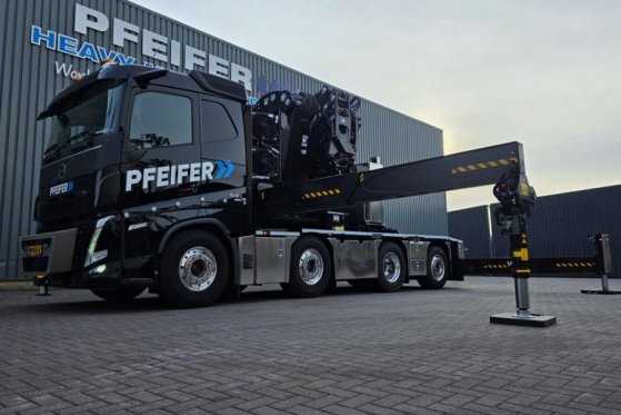 Volvo FH540 8X2 WITH HIAB 140TM CRANE Dutch Registration 590 2026 2 Mobile Cranes image 116