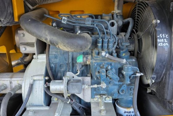 Haulotte COMPACT 10DX Diesel, 4x4 Drive, 10.2m Working Heig Haulotte COMPACT 10DX Diesel, 4x4 Drive, 10.2m Working Heig 20...