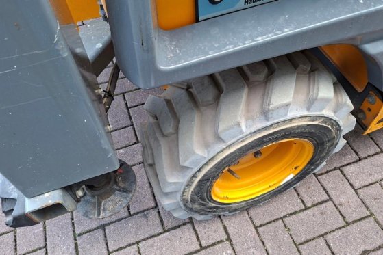 Haulotte Compact 12DX Diesel, 4x4 Drive, 12m Working Height Haulotte Compact 12DX Diesel, 4x4 Drive, 12m Working Height 20...