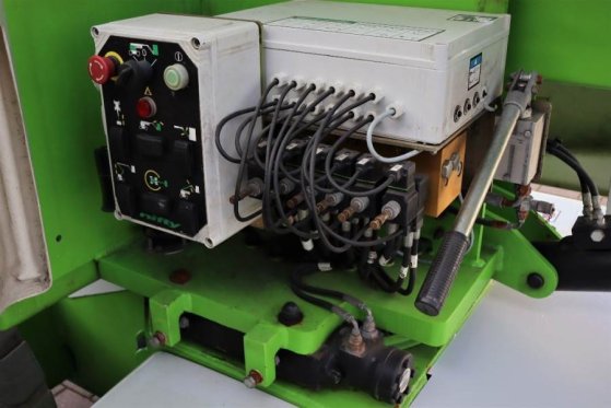 Niftylift HR17NDE HYBRIDE Hybrid Battery & Diesel, 17m Worki Niftylift HR17NDE HYBRIDE Hybrid Battery & Diesel, 17m Worki ...