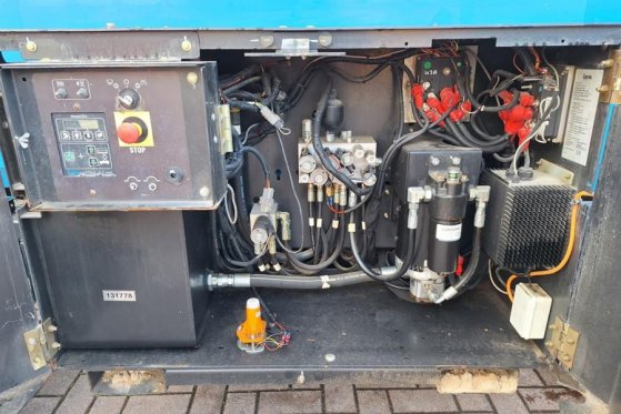 Genie GS4069DC Electric, 14m Working Height, 363kg Capac GS4069DC Electric, 14m Working Height, 363kg Capac 2015 2 Scissor...
