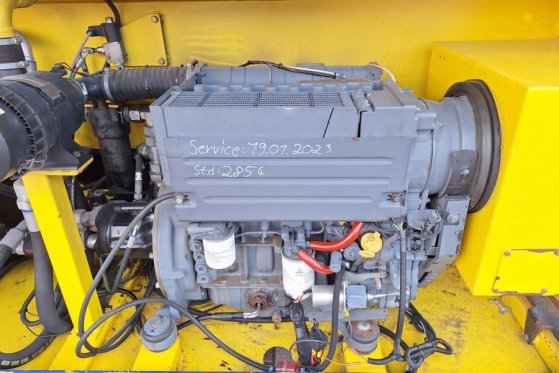 JLG 245-25 Diesel, 4x4 Drive, 26m Working Height, 750k 245-25 Diesel, 4x4 Drive, 26m Working Height, 750k 2008 2 Scissor L...