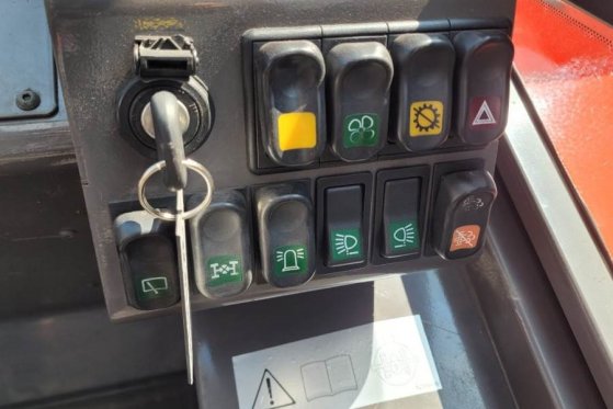 Manitou M30-4 Valid Inspection, *Guarantee, Diesel, 4x4 Dr M30-4 Valid Inspection, *Guarantee, Diesel, 4x4 Dr 2015 2 Rough...