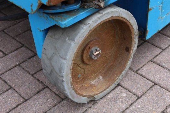 Genie GS2646 Electric, Working Height 9.80m, Capacity 45 GS2646 Electric, Working Height 9.80m, Capacity 45 2013 2 Scissor...