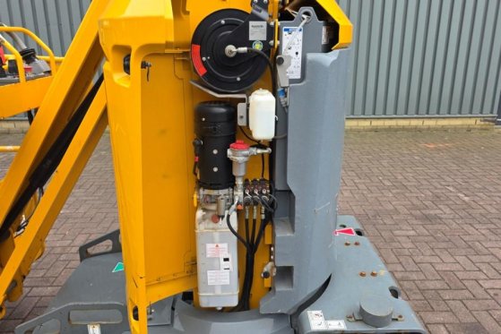 Haulotte STAR 10 Electric, 10m Working Height, 3m Reach, 20 Haulotte STAR 10 Electric, 10m Working Height, 3m Reach, 20 20...