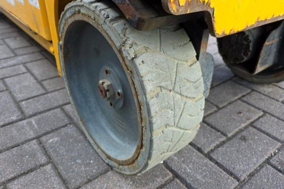 Haulotte Compact 10N Electric, 10m Working Height, 230kg Ca Haulotte Compact 10N Electric, 10m Working Height, 230kg Ca 20...