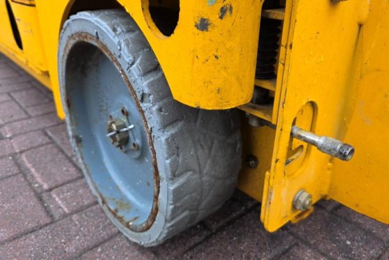 Haulotte Compact 8 As-Is, Electric, 8m Working Height, 350k Haulotte Compact 8 As-Is, Electric, 8m Working Height, 350k 20...