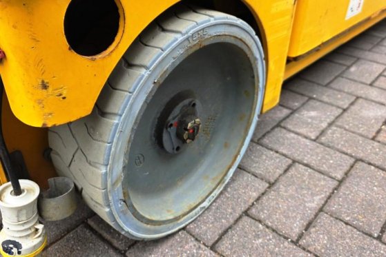 Haulotte Compact 10N Electric, 10m Working Height, 230kg Ca Haulotte Compact 10N Electric, 10m Working Height, 230kg Ca 20...