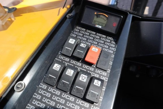 JCB 940-4 T4 Valid inspection, Diesel, 4x4 Drive, 3700 940-4 T4 Valid inspection, Diesel, 4x4 Drive, 3700 2020 2 Rough Ter...