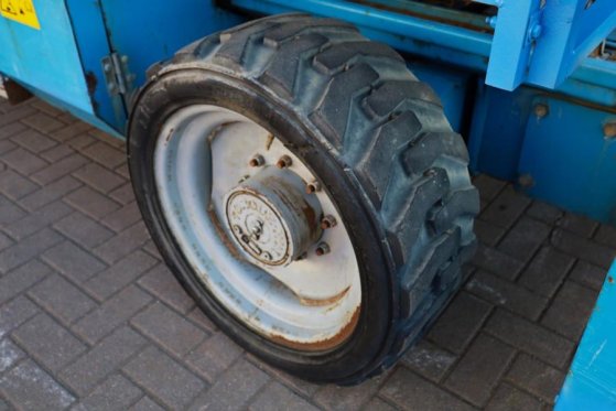 Genie GS4390 Diesel, 4x4 Drive, 15m Working Height, 680k GS4390 Diesel, 4x4 Drive, 15m Working Height, 680k 2012 2 Scissor...