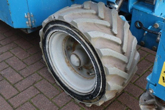 Genie GS4069DC Electric, 14m Working Height, 363kg Capac GS4069DC Electric, 14m Working Height, 363kg Capac 2014 2 Scissor...