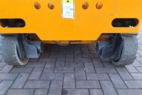 Haulotte Compact 10 Electric, 10m Working Height, 450kg Cap Haulotte Compact 10 Electric, 10m Working Height, 450kg Cap 20...