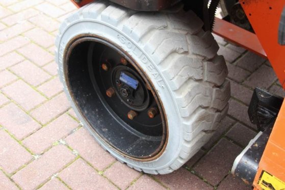 Holland Lift Combistar N-140EL12 Valid inspection, Holland lift Combistar N-140EL12 Valid inspection, 2011 2 Scissor Lifts...