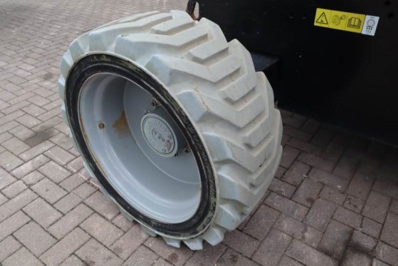 Genie Z60/37FE Hybrid, 4x4 Drive, 20m Working Height, 11 Z60/37FE Hybrid, 4x4 Drive, 20m Working Height, 11 2020 2 image 42