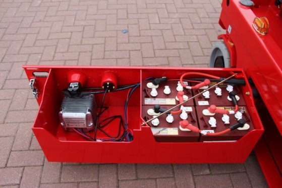 Magni ES1212E Electric, 12m Working Height, 320kg Capaci MAGNI ES1212E Electric, 12m Working Height, 320kg Capaci 2019 2 S...