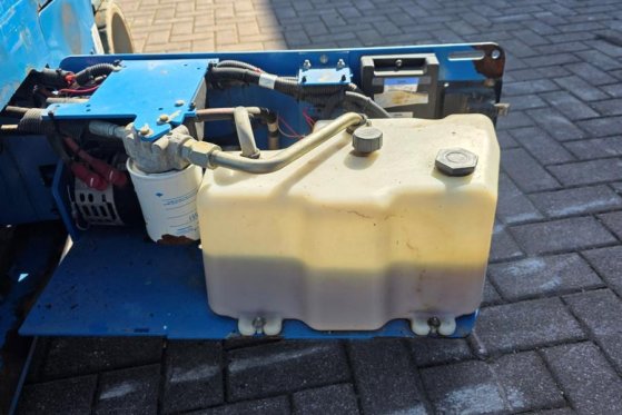 Genie GS2632 Electric, 10m Working Height, 227kg Capacit GS2632 Electric, 10m Working Height, 227kg Capacit 2015 2 Scissor...