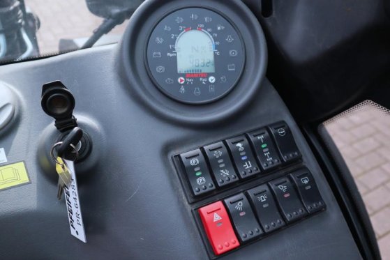 Manitou MC30-4 Valid Inspection, *Guarantee! Diesel, 4x4 D MC30-4 Valid Inspection, *Guarantee! Diesel, 4x4 D 2023 2 Rough...