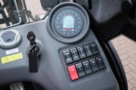Manitou MC25-4 Valid Inspection, *Guarantee! Diesel, 4x4 D MC25-4 Valid Inspection, *Guarantee! Diesel, 4x4 D 2023 2 Rough...