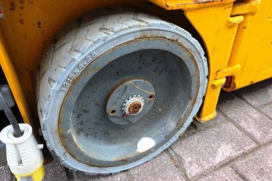 Haulotte Optimum 8 Electric, 7.77m Working Height, 230kg Ca Haulotte Optimum 8 Electric, 7.77m Working Height, 230kg Ca 20...