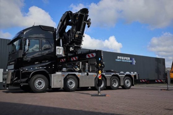 Volvo FH16 550 10x4 Valid inspection, *Guarantee! 10x4x6 590 2023 2 Mobile Cranes image 42