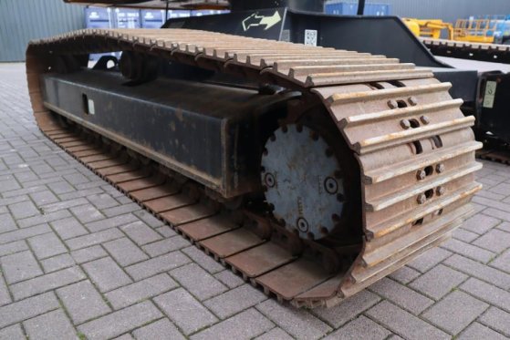 JLG 660SJC Diesel, Steel Tracks, 22.3m Working Height, 660SJC Diesel, Steel Tracks, 22.3m Working Height, 2014 2 image 27