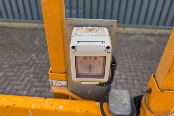 Haulotte Compact 12DX Diesel, 4x4 Drive, 12m Working Height Haulotte Compact 12DX Diesel, 4x4 Drive, 12m Working Height 20...