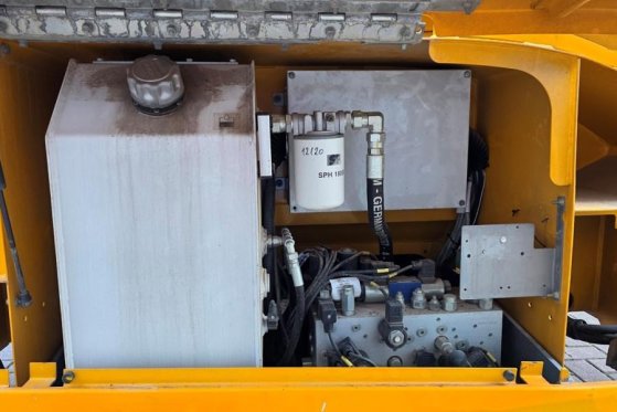 Haulotte COMPACT 10DX Diesel, 4x4 Drive, 10.2m Working Heig Haulotte COMPACT 10DX Diesel, 4x4 Drive, 10.2m Working Heig 20...