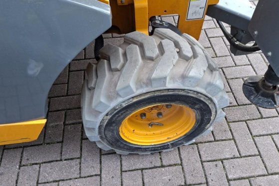 Haulotte Compact 12DX Diesel, 4x4 Drive, 12m Working Height Haulotte Compact 12DX Diesel, 4x4 Drive, 12m Working Height 20...