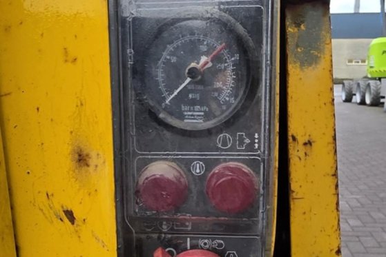 Atlas Copco XAS66 As-Is, Diesel, Volume flow: ± 3,4 – 3,7 m³/m XAS66 As-Is, Diesel, Volume flow: ± 3,4 – 3,7 m³/m 1997 2 C...