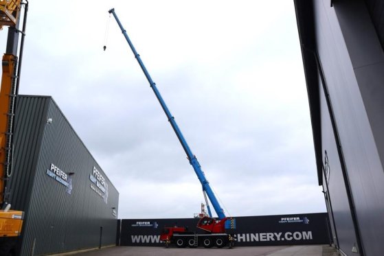 Liebherr LTM1070-4.2 Dutch Vehicle Registration, Valid Insp 683 2017 2 Mobile Cranes image 13