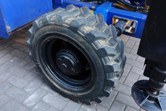 Haulotte H15SX Diesel, 4x4 Drive 15 Working Height, 500kg C Haulotte H15SX Diesel, 4x4 Drive 15 Working Height, 500kg C 20...