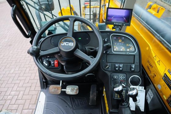JCB 540-140 HI VIZ Diesel Stage V, 4x4x4 Drive, 13.8m 490 2022 2 image 13