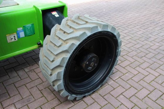 Niftylift HR28 HYBRIDE Hybrid, 4x4 Drive, 28m Working Height Niftylift HR28 HYBRIDE Hybrid, 4x4 Drive, 28m Working Height ...