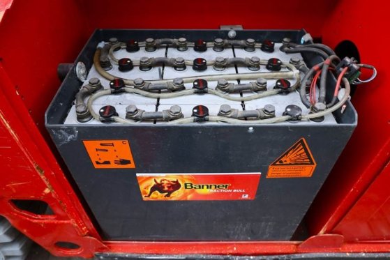 PB LIFT S175-19E 4x4 Electric, 4x4 Drive, 18.1m Worki PB LIFT S175-19E 4x4 Electric, 4x4 Drive, 18.1m Worki 2011 2 Scissor...