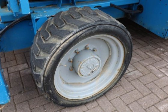 Genie GS5390 Diesel, 4x4 Drive, 18.15m Working Height, 6 GS5390 Diesel, 4x4 Drive, 18.15m Working Height, 6 2013 2 Scissor...