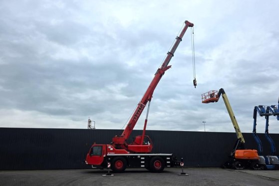 Terex AC35L Diesel, 4x4x4 Drive, 40t Capacity, 37.4m Mai AC35L Diesel, 4x4x4 Drive, 40t Capacity, 37.4m Mai 2007 2 Mobile ...