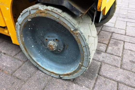 Haulotte Compact 8 Electric, 8.2m Working Height, 350kg Cap Haulotte Compact 8 Electric, 8.2m Working Height, 350kg Cap 20...