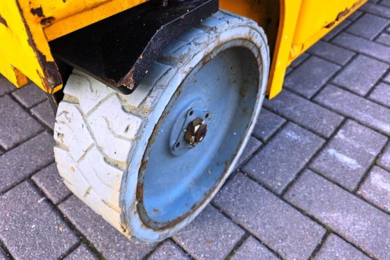 Haulotte Compact 8 Electric, 8.2m Working Height, 350kg Cap Haulotte Compact 8 Electric, 8.2m Working Height, 350kg Cap 20...