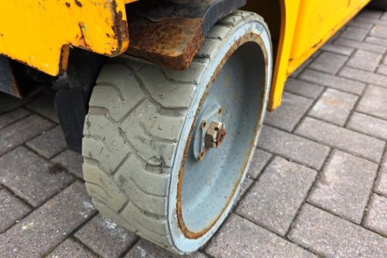 Haulotte Compact 10N Electric, 10m Working Height, 230kg Ca Haulotte Compact 10N Electric, 10m Working Height, 230kg Ca 20...