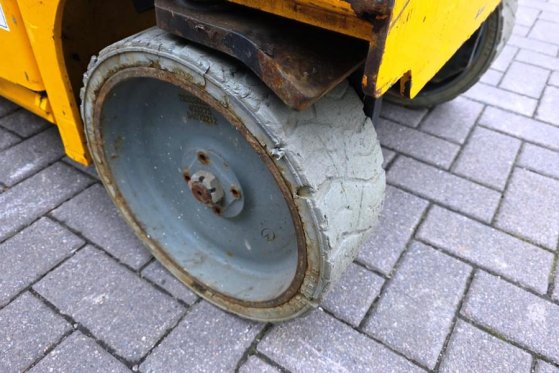 Haulotte Compact 10N Electric, Batteries(03-2025) 10m Work Haulotte Compact 10N Electric, Batteries(03-2025) 10m Work 2016...