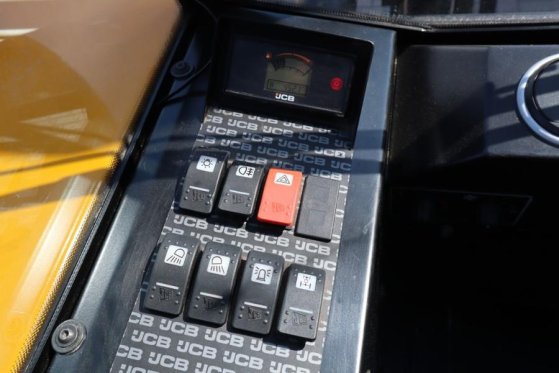 JCB 940-4 T4 Valid inspection, Diesel, 4x4 Drive, 3700 940-4 T4 Valid inspection, Diesel, 4x4 Drive, 3700 2020 2 Rough Ter...