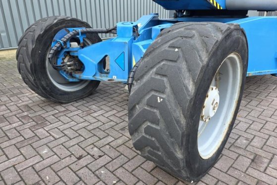 Genie ZX135/70 Diesel, 4x4x4 Drive, 43m Lifting Height, ZX135/70 Diesel, 4x4x4 Drive, 43m Lifting Height, 2013 2 image 28