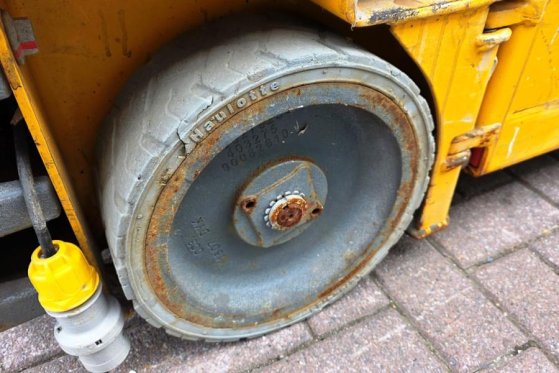 Haulotte Optimum 8 Electric, 7.77m Working Height, 230kg Ca Haulotte Optimum 8 Electric, 7.77m Working Height, 230kg Ca 20...
